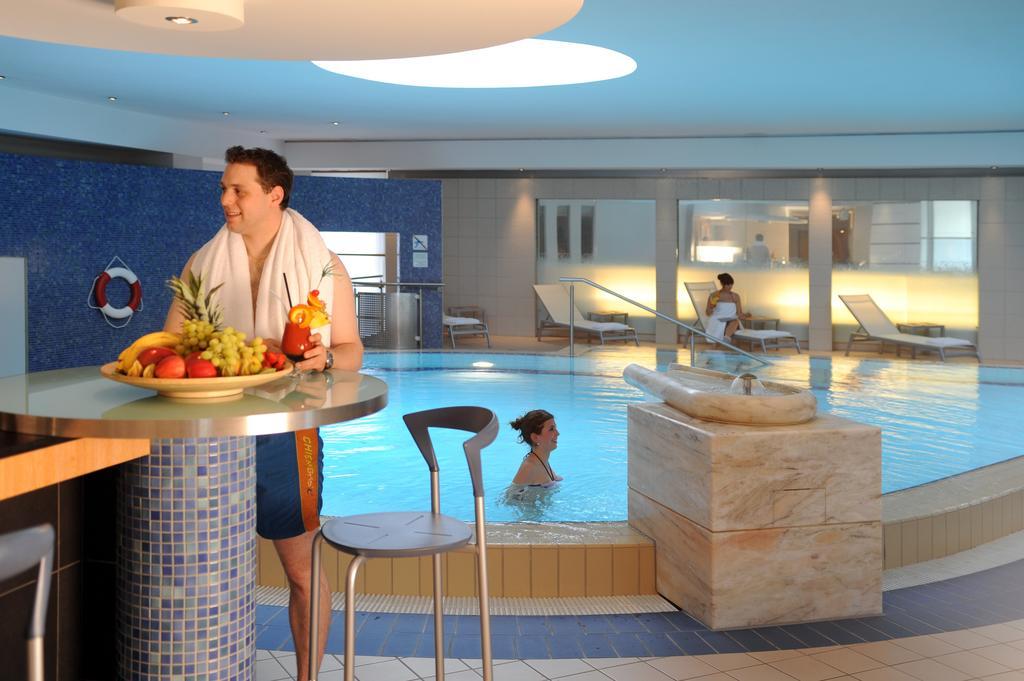 Pullman Stuttgart Fontana Estugarda Exterior foto