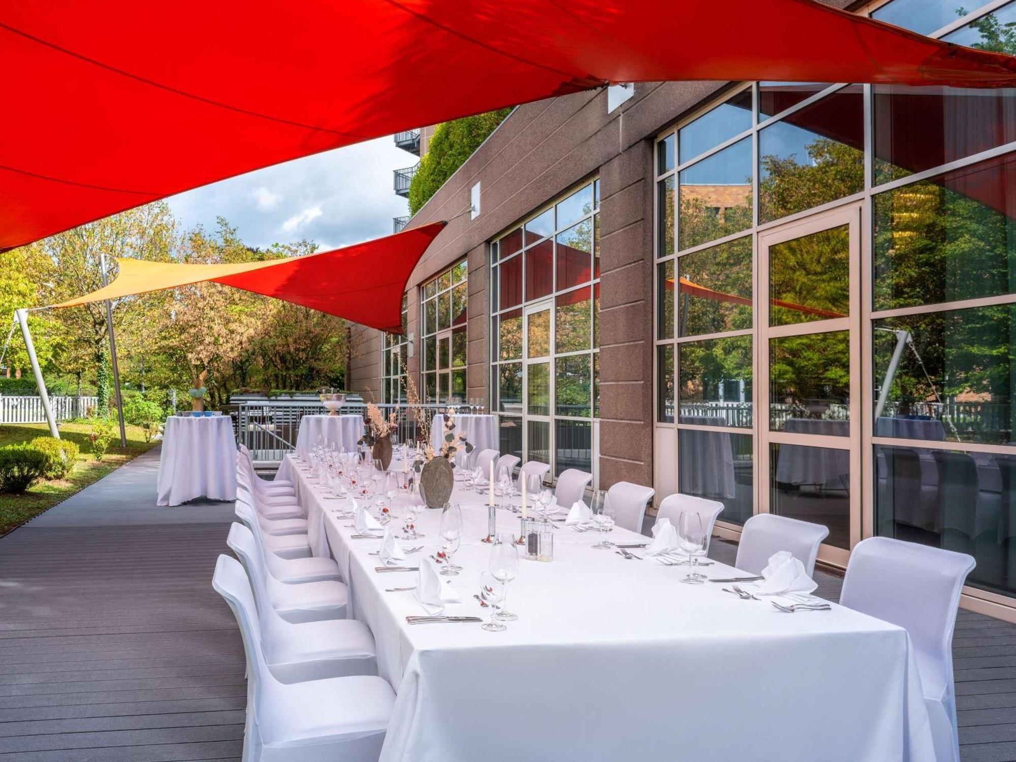 Pullman Stuttgart Fontana Estugarda Exterior foto